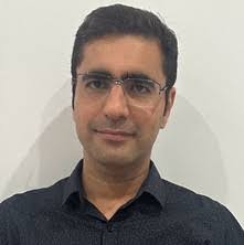 Mohammad Kiani's Instagram, Twitter & Facebook