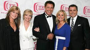 If you are talking about an episode of a show that originally aired in september of 2012, and it is rerun in january of 2013. Here S How Much Jennifer Aniston And Other Actors Get Paid For Their Reruns Slide 0 Gobankingrates