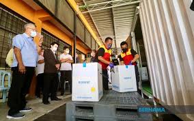 Wisma persekutuan blok 2, tingkat 1&2, jalan awang ramli amit., sibu, 96000, malaysia. Bernama Kumpulan Pertama Vaksin Pfizer Tiba Di Sibu