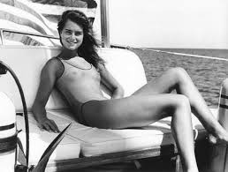 Brooke Shields a classic beauty - Reddit NSFW