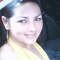 Roxana Arias's Instagram, Twitter & Facebook