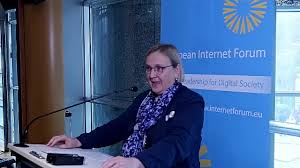 Róża maria thun (róża maria barbara gräfin von thun und hohenstein, née woźniakowska, born 13 april 1954), is a polish politician, more usually known as róża thun than by her formal style of countess. Roza Grafin Von Thun Und Hohenstein Mep Digitization And The Defense Of Democracy Youtube