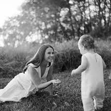 Cranberry Pa Newborn And Family Photographer Tiffany Farley Outdoor Family Photos Beach Photography Family Family Outdoor