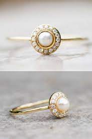 Beautiful White Pearl And Diamond Wedding Ring Engagement Ring Alternative Wedding Jewe Pearl And Diamond Ring Pearl Engagement Ring Gold Wedding Jewelry