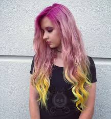 pin auf bunte haare