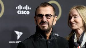 Music icon sir ringo starr admits he's loved the 'white album' era all of his life. Sir Ringo Starr Kann Es Nicht Abwarten Wieder Auf Tournee Zu Gehen