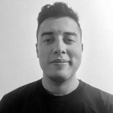 Ray Medina (@raymedinac)