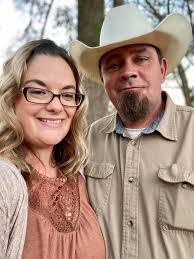 Kendra Mcgregor's Instagram, Twitter & Facebook