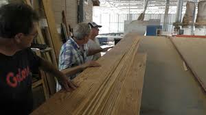 The flooring is 50% vertical grain or better and mixed with figured graining. Antique Curly Heart Pine The Rarest Of Rare Youtube