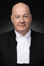 Andre Rochon's Instagram, Twitter & Facebook