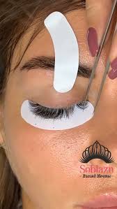 Eyelash Extensions Video In 2020 Eyelash Extensions Eyelash Extensions Aftercare Eyelash Extentions