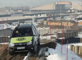 Te asteptam la academia titi aur (ata), pe cel mai mare și complet autodrom din europa de est, care se întinde pe 12.5 ha ExperienÈ›Äƒ 100 Tracks Duster Academia Titi Aur Titi Road Offroad