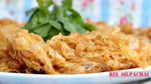 Tapi sebab dah biasa makan sup ekor ala thai, saya pun dah boleh masak sendiri di rumah. How To Make A Thai Omelette Crispy Recipe à¹„à¸‚ à¹€à¸ˆ à¸¢à¸§à¸Ÿ à¸à¸£à¸­à¸š à¸‡ à¸²à¸¢ à¹† æ³°å¼ç…Žè›‹ Telur Dadar Youtube