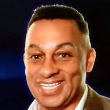 Derek Carey Vernon (@Derekcvernon)