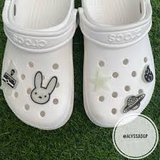 Bad bunny's collaboration with crocs officially launched on tuesday at 12 p.m. Bad Bunny Jibbitz Crocs Shoe Charms Women S Fashion Watches Accessories Other Accessories On Carousell