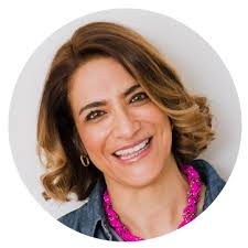 Patty Cruz's Instagram, Twitter & Facebook