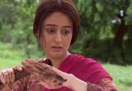 Aku mulai mencintaimu) adalah serial televisi india yang disiarkan senin sampai kamis di colors tv mulai 28 desember 2009 hingga 6 januari 2012. Sinopsis Lengkap Nakusha Antv Hari Ini Jumat 11 Agustus Episode 33 Widiynews Com