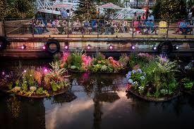 Maybe you would like to learn more about one of these? Spruce Street Harbor Park Groundswell Design