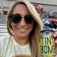 Michelle Edge (edgesm)