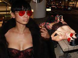 Bai ling was born in chengdu , china. Bai Ling Continues To Prove She S Incredibly Desperate As She Pulls Ridiculous Poses At The Airport Mirror Online