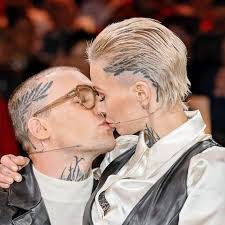 Eric Stehfest wohnt ohne Edith mit seinen Kindern allein zu Hause