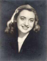 Nellie Dwyer's Instagram, Twitter & Facebook