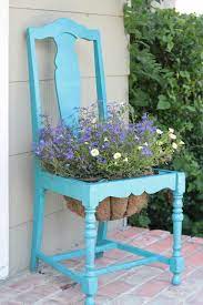 Sfruttiamo al meglio ogni angolino della nostra casa e creiamo senza stravolgere completamente il design, un rilassante green space in: Fioriere Fai Da Te 39 Idee Per Contenitori Da Giardino Unici E Creativi Di Cui Non Hai Mai Pensato Home Decor