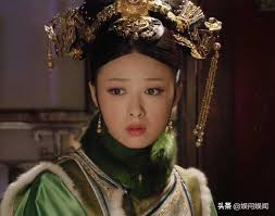 When filming "The Legend of Zhen Huan", the three concubines were  originally not the actors, and "Duan Fei" was initially set to act as the  maid