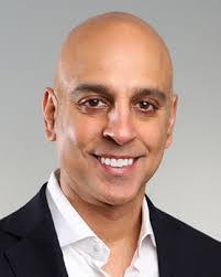 Gary Sender's Instagram, Twitter & Facebook