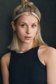 Tali Jackson's Instagram, Twitter & Facebook