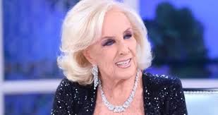 Gremio de choferes intima a mirtha legrand por evasión de $ 5,3 millones. Mirtha Legrand Fidelidad A Su Vocacion Sepa Argentina