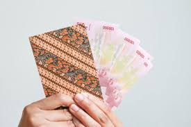 Thr pns 2021 kapan cairkementerian keuangan (kemenkeu) masih menunggu waktu yang tepat untuk mencairkan pemberian tunjangan hari raya (thr) bagi pns tahun. Thr 2021 Cair Jangan Lupa Bayar Utang Menabung Dan Investasi Halaman All Kompas Com