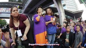 Mic john thivy adalah presiden pertama bagi parti ini mic ditubuhkan bagi menjaga kepentingan dan kebajikan masyarakat india di tanah melayu. Wanita Bantah Politik Toksik Aliran