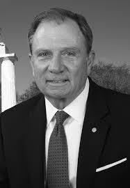 Dwight Gates's Instagram, Twitter & Facebook