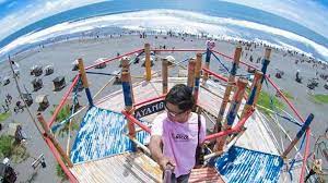 Pantai jetis menjadi tempat wisata seru dan menyenangkan yang rekomended untuk berakhir pekan di cilacap bersama keluarga. Taman Payung Pantai Jetis Purworejo Rute Lokasi Harga Tiket Masuk