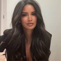 Olivia Abbott Email & Phone Number