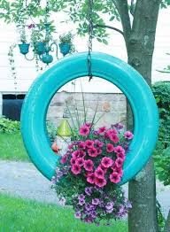 Blumenampel Selber Machen 29 Tolle Diy Ideen Mit Anleitung Autoreifen Garten Diy Gartenprojekte Gartencontainer