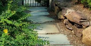 See outdoor patio ideas, hardscape design ideas, and outdoor living space ideas with inspiration and pictures of creative paver project ideas by belgard. Flagstone Walkway Ideas Pictures Landscaping Network