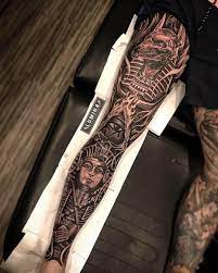 This is a very simple design that is very meaningful to egyptians. Egypt Done Today Lumina Tattoo Studio With Brother Nickmono Egyptian Tattoo Sleeve Full Leg Tattoos Egyptian Tattoo