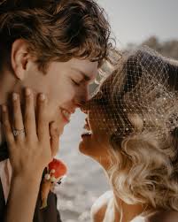 Betty Bloom DJ MC 🪩🎙️ (@bettybloom.dj) • Instagram photos and videos