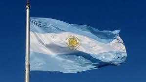 #historiadelasbanderasdelmundo #historiaargentina #belgrano la bandera de argentina con el escudo, el himno y la escarapela es uno de los cuatro símbolos. Por Que Se Celebra El Dia De La Bandera Y Por Que Belgrano Eligio El Celeste Y Blanco