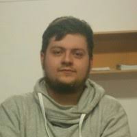 100+ profiluri „Chira”