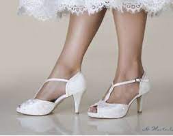 I colori classici per le scarpe da sposa includono bianco, blu, oro e nero. Abito Da Sposa Pizzo Scarpe Sposa Firmate Sposatelier Com Outlet Abiti Cerimonia Ebay