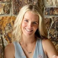 Gretchen Bauer's Instagram, Twitter & Facebook