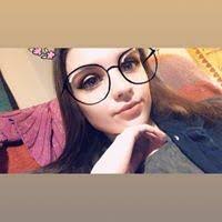 Phoebe Blanchard's Instagram, Twitter & Facebook