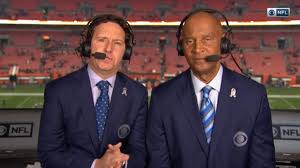 Nbc sunday night football (abbreviated as snf) is a weekly television broadcast of national football league (nfl) games on nbc in the united states. Nfl Commentators And Broadcasters 2020 Who Are The Commentators On Nbc Espn Cbs And Fox The Sportsrush