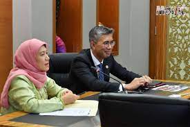 Seni adalah subdivisi budaya yang luas, terdiri dari banyak upaya kreatif dan disiplin ilmu. Perbincangan Bersama Yab Menteri Pelancongan Seni Dan Budaya Malaysia