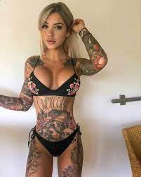 Tattoos with a side order of boobs? Porn Pic - EPORNER