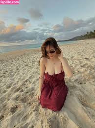 Maria Follosco Sexy Pictures