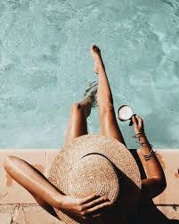 Kaffee Am Pool Was Gibt Es Schoneres Urlaubsinspiration Sonnenhut Aufziehen Ab An Den Pool Und Den Kaffee Nicht Strand Foto Ideen Fotoposen Strandposen